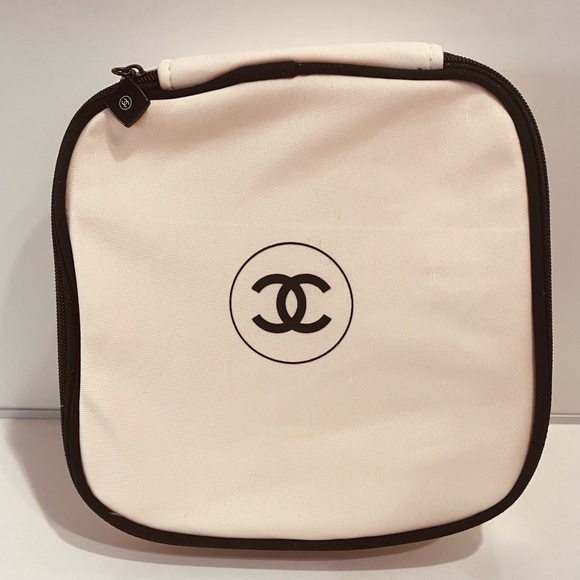 Chanel cosmetics makeup bag pouch - Picture 2 of 7